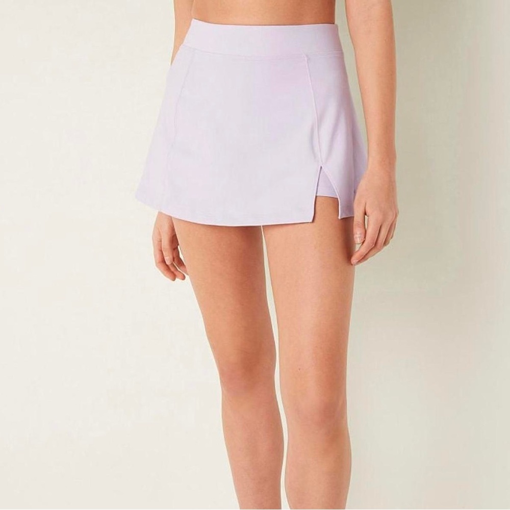 PINK Victoria's Secret Lavender Active Skorts